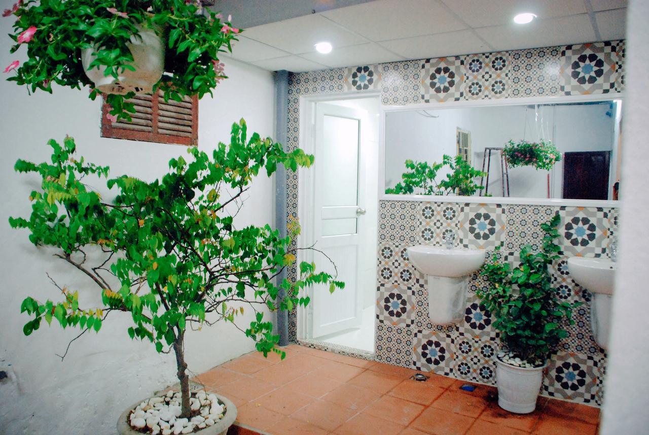 Winna Airport Hostel Da Nang Exteriör bild