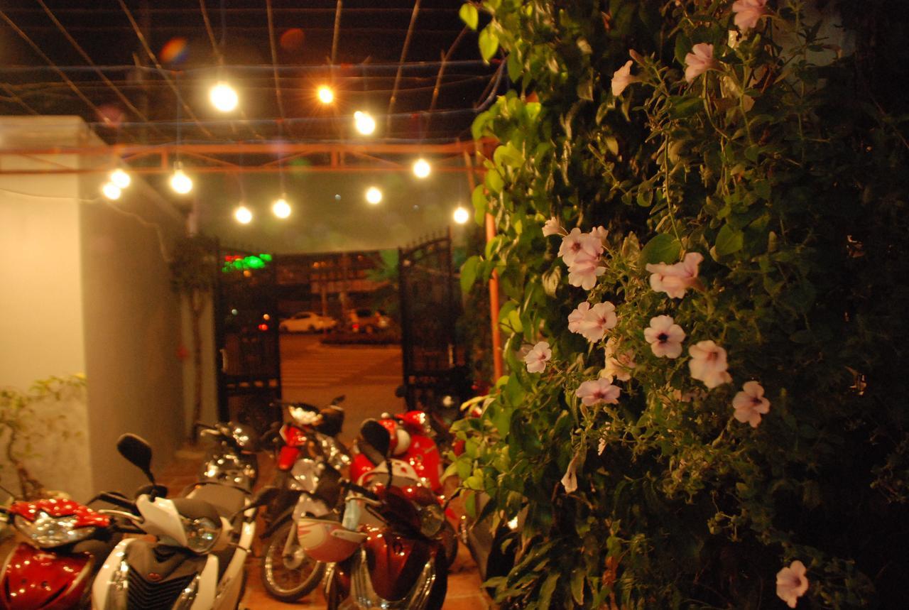 Winna Airport Hostel Da Nang Exteriör bild
